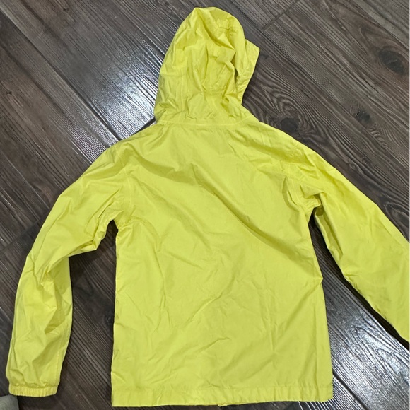 🌻 Yellow North Face Rain Jacket/Coat Girl size 10/12 - Picture 2 of 10
